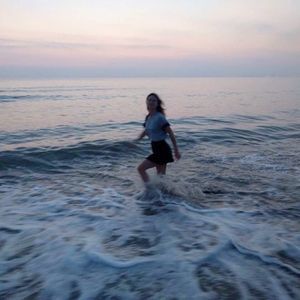 Meet your Posher, Floriana